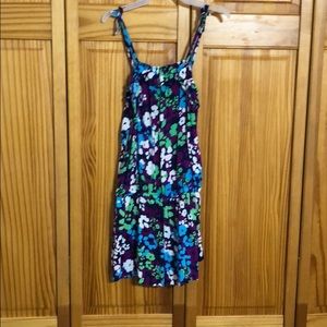 Girl’s Romper Size M 7/8